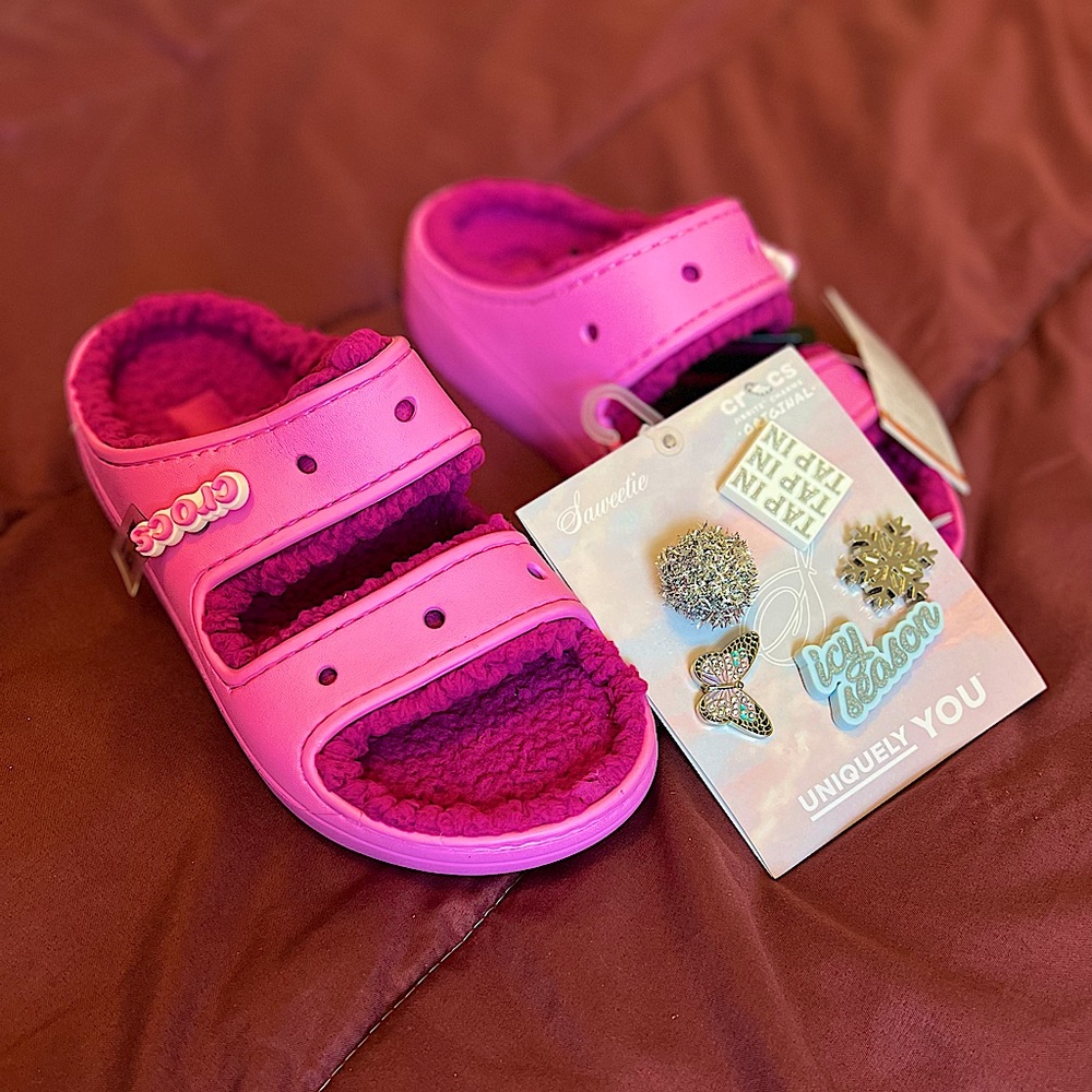 Saweetie Classic cozy sandal size 7W